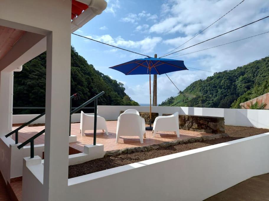 Villa Casa Do Sanguinho Faial da Terra Exterior foto